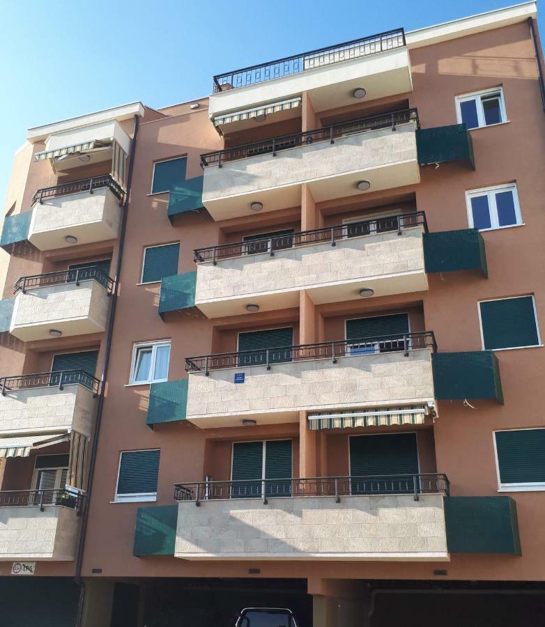 Apartment Eni With Garage Parking Spalato Esterno foto